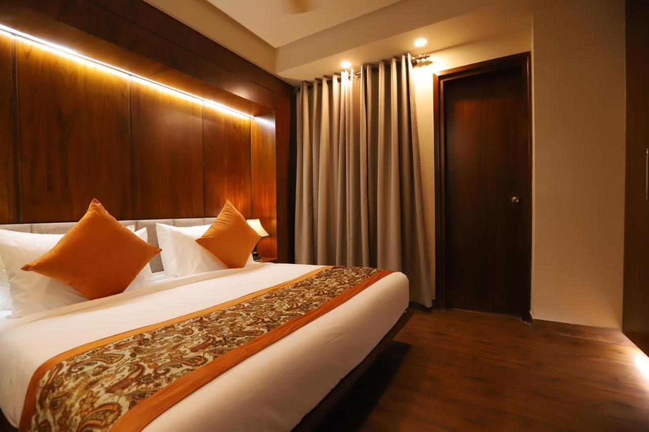Ip Royal Hotel - Nuova Delhi Esterno foto