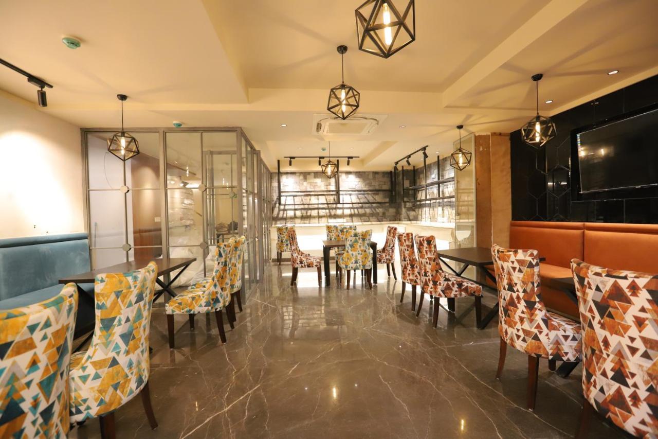 Ip Royal Hotel - Nuova Delhi Esterno foto